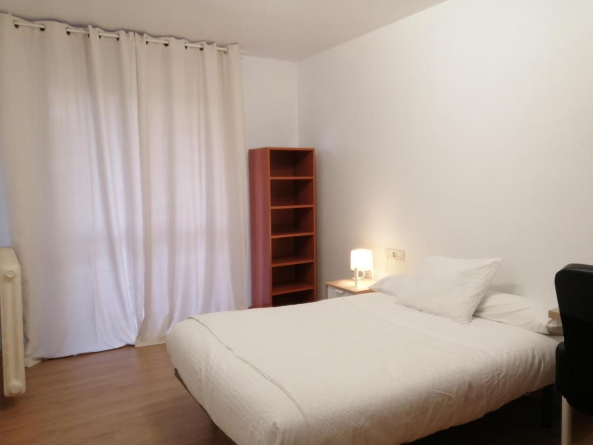 Funcional Y Renovado Apartamento En Iturrama Pamplona Eksteriør bilde